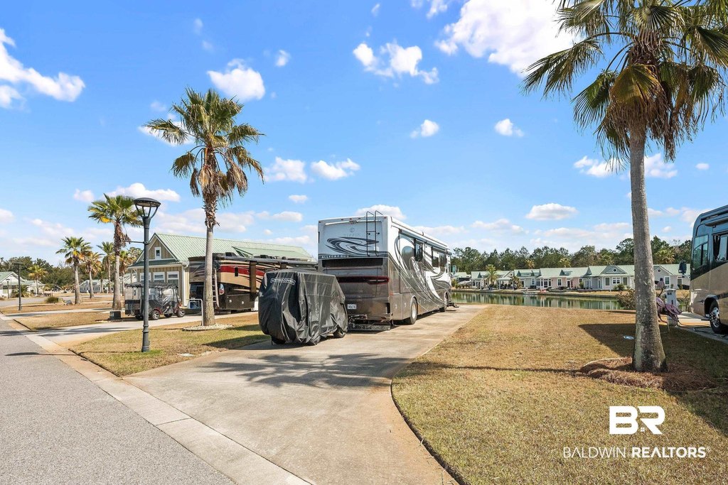 11986 Raptor Ct, Elberta, AL 36530