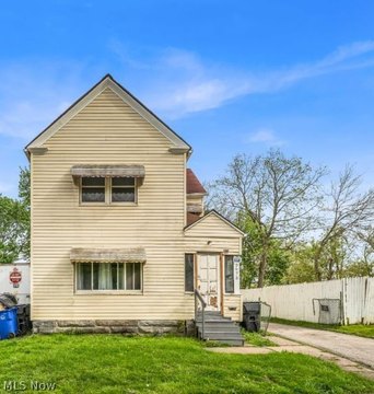 Cash-Flowing Duplex with Upside Potential