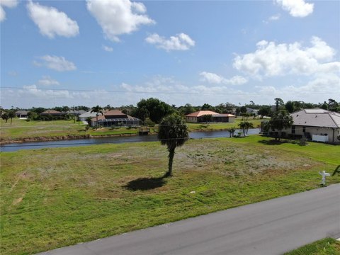 Oversized Double Lot in Rotonda