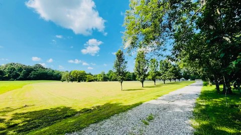 LAND - Berea, KY