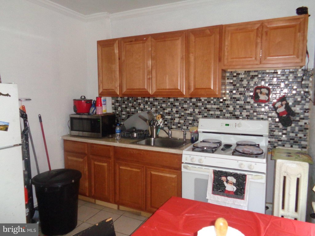 Picture 12