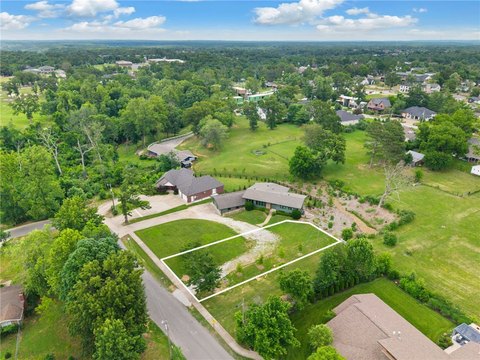 Residential Land in Bentonville, AR