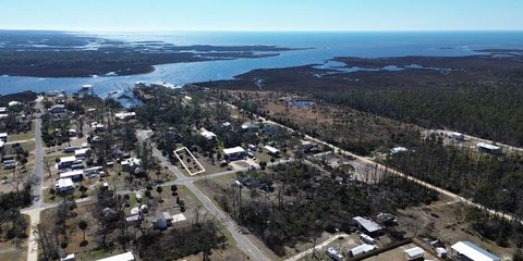 Land in Steinhatchee's Growth Area