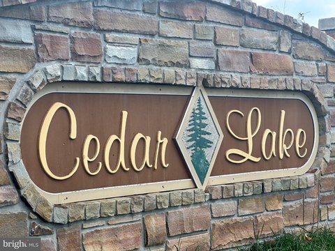 Level Building Lot in Keyser