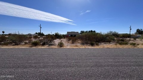 Land Near I-10 in Eloy