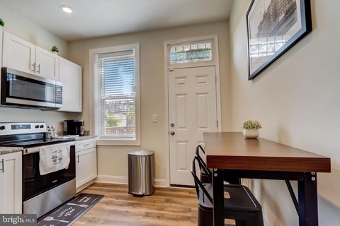 Baltimore Triplex with Income Potential