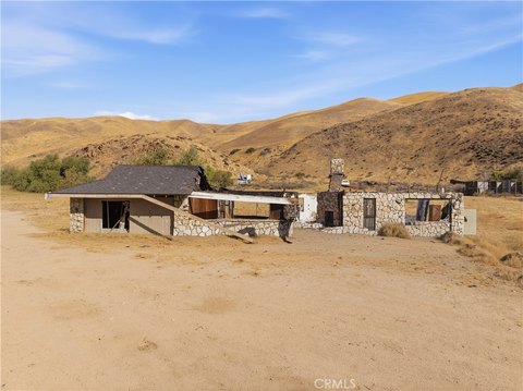 Land, Lebec, CA