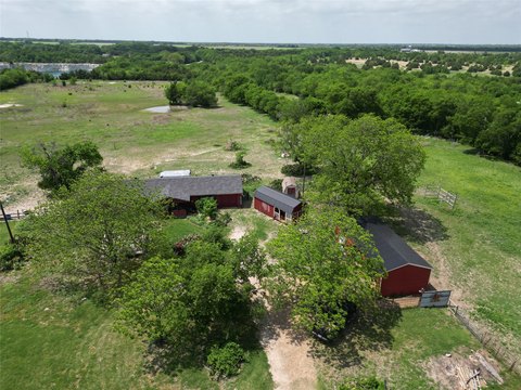 Whitewright Land with Utilities