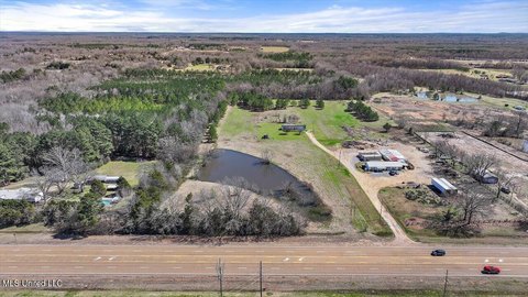 Commercial Lot in Prime Location