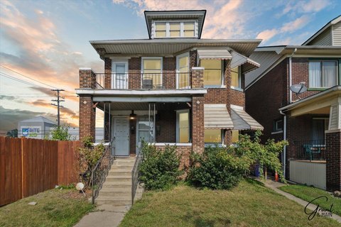 Renovated Duplex in Springwells Detroit