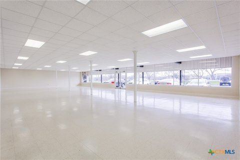 Prime Commercial Spaces Near University