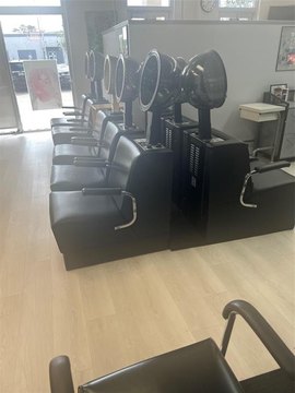 Established Beauty Salon in Miramar