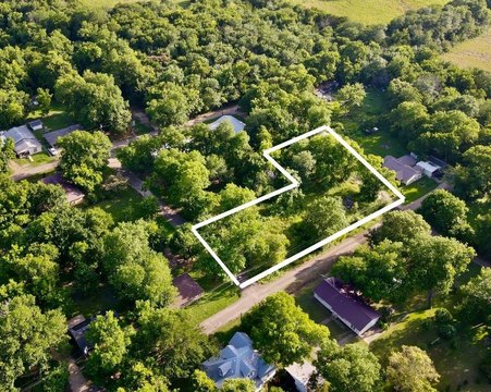 Residential Building Lot with Utilities