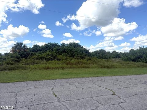 Land, Labelle, FL