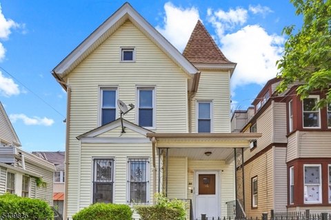 Three-Story Multifamily Duplex