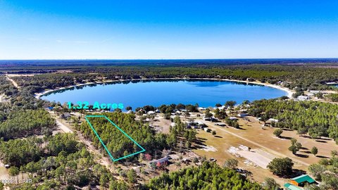 Residential Land in Chipley, FL