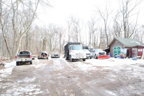 Unpaved Land For Lease