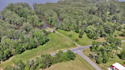 Waterfront Land Parcel with Lake Frontage