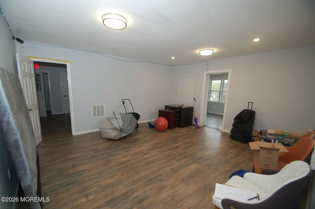 Picture 4
