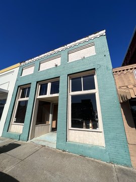Commercial Building in Quincy, Florida