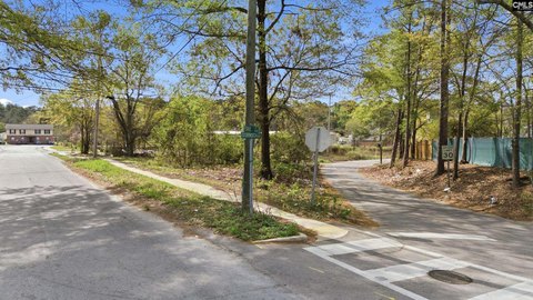 Commercial Lot in Growing Area