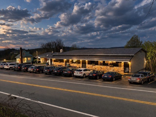 Turnkey Restaurant with Liquor License