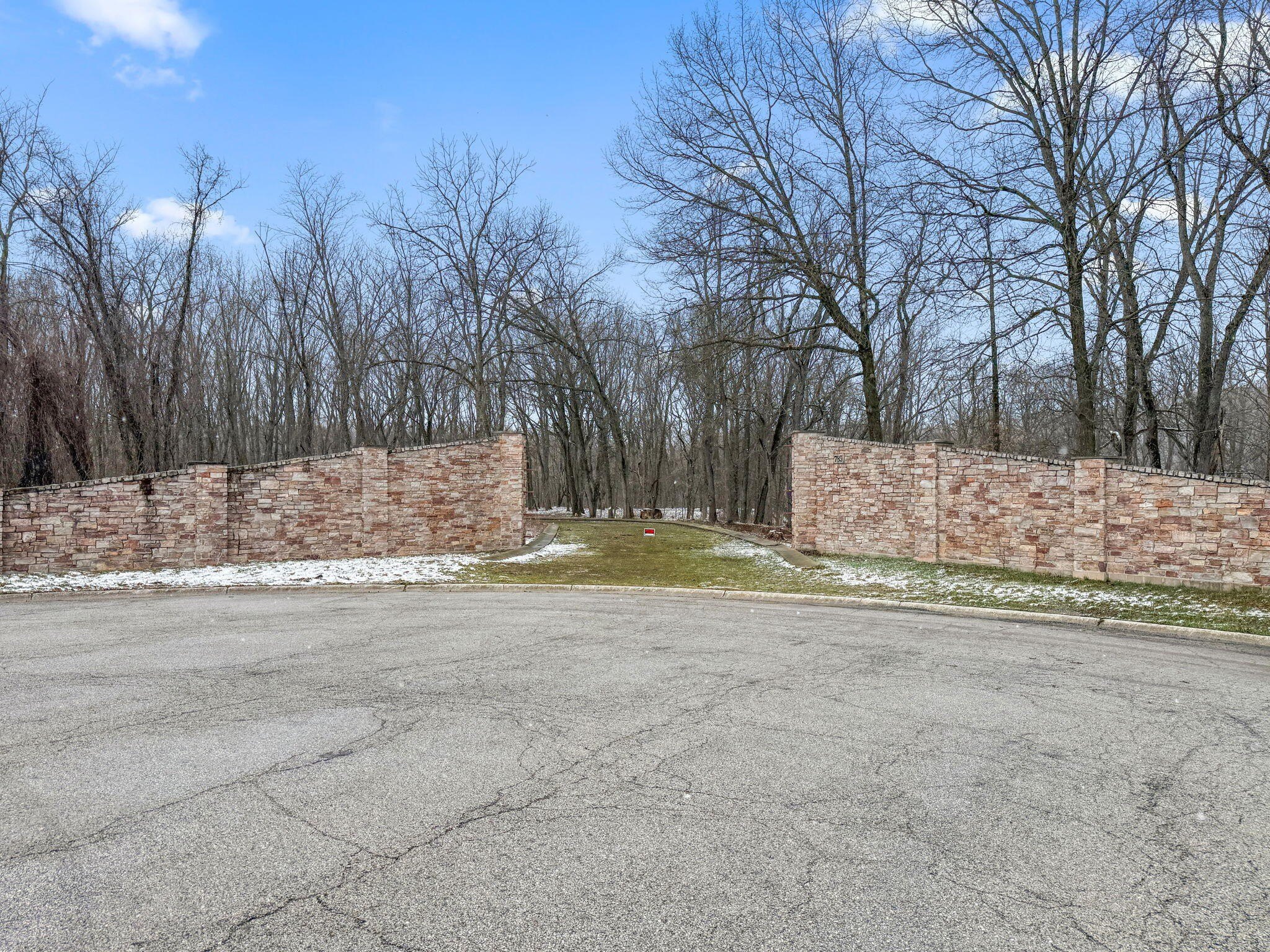 Two Wooded Parcels Near Deep River
