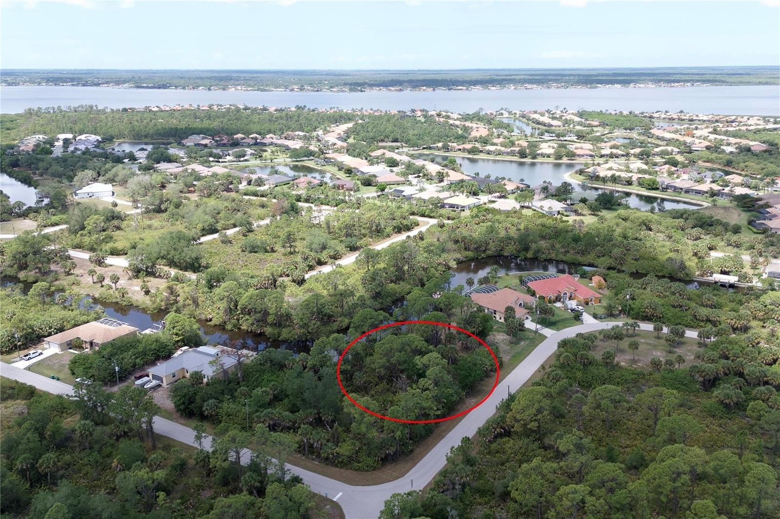 Oversized Waterfront Lot with Gulf Access