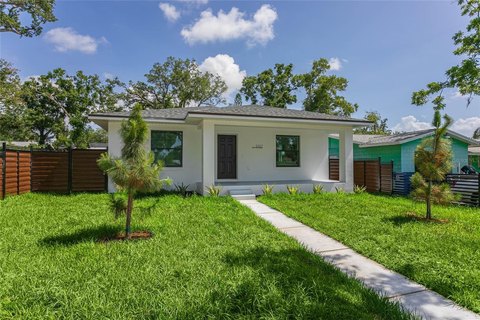 Luxury Duplex with Private Entrances