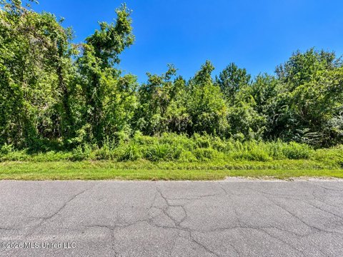 Land, Bay Saint Louis, MS