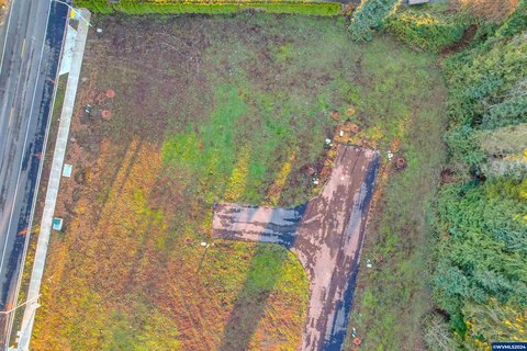 Duplex Lot in Multi-Family Zone