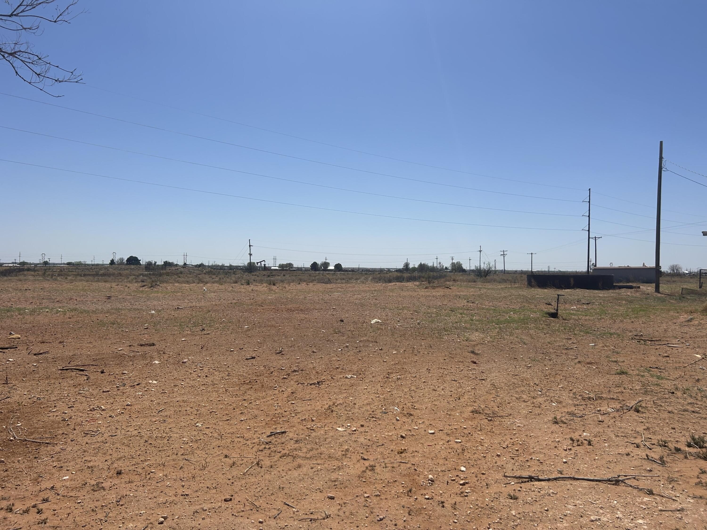 Unrestricted Land Near Denver City