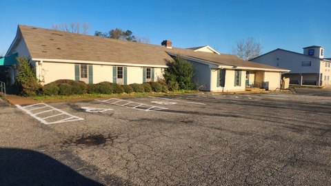 Restaurant Opportunity on Highway 51