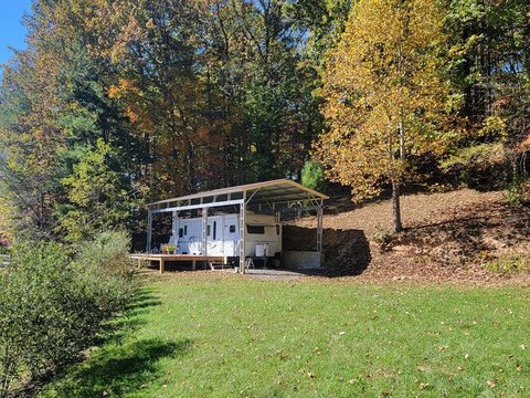 Land Near Iron Mountain Camp