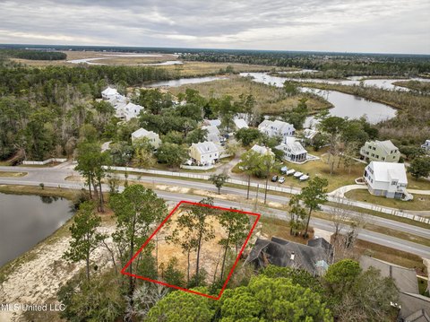 Diamondhead, MS Buildable Lot