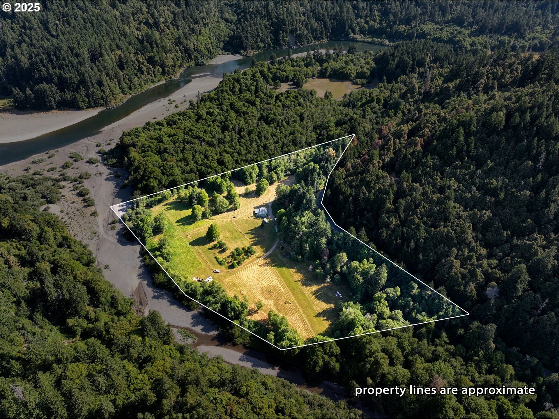 Unique Rogue River Recreational Land