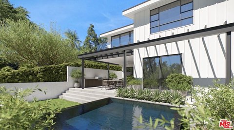 LAND - Pacific Palisades, CA