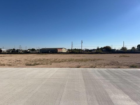 Residential Land in Midland, TX
