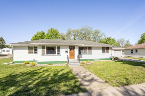 Well-Maintained Duplex in LeMars, Iowa