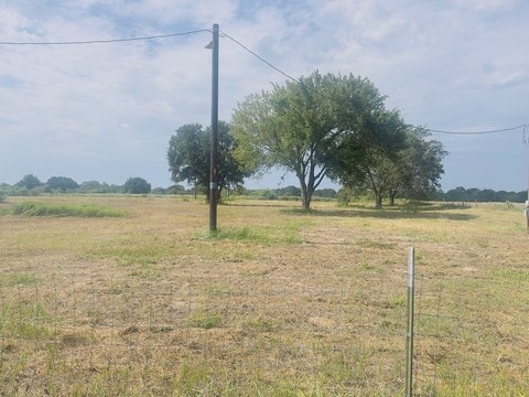 Land, Hallettsville, TX