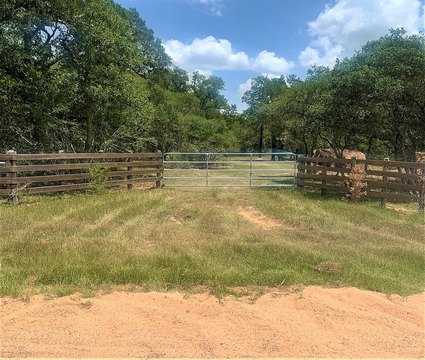 11-Acre Secluded Recreational Tract