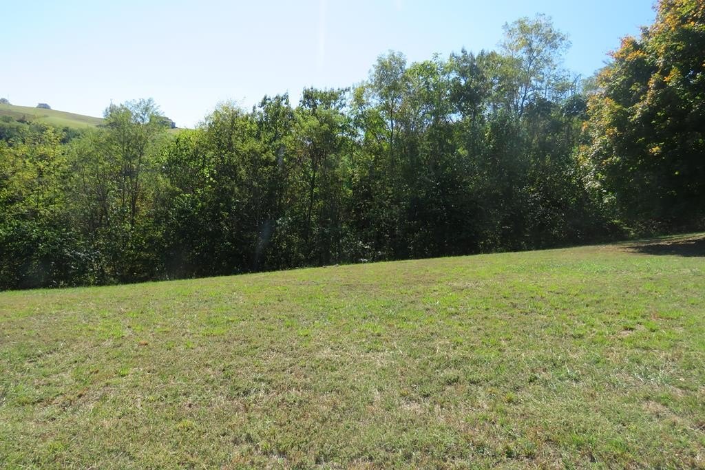 Hilham, TN Mountain-Top Paradise
