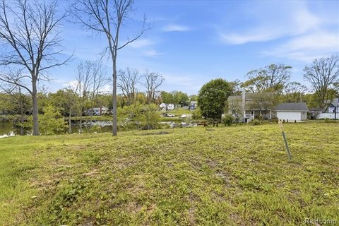 Waterfront Lot on Hamburg Lake