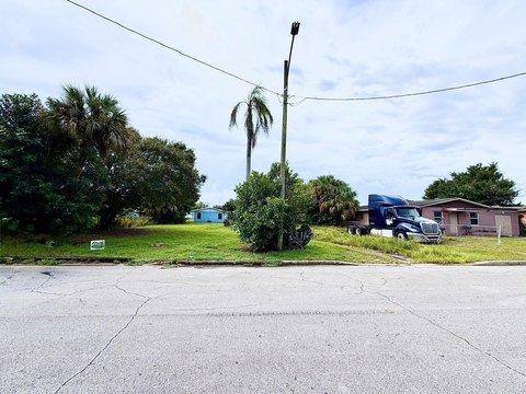 Land & Docks, Fort Pierce, FL