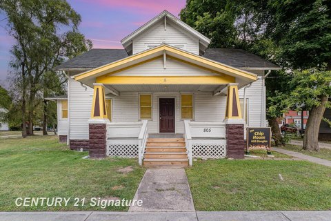Duplex Near Central Michigan University