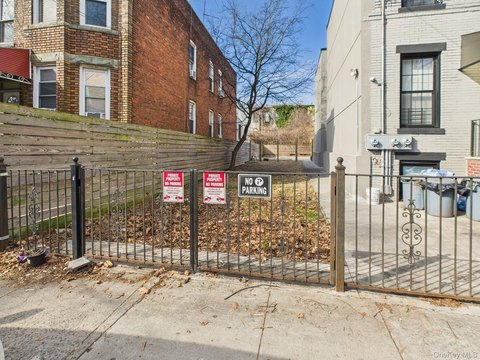 Land, Brooklyn, NY