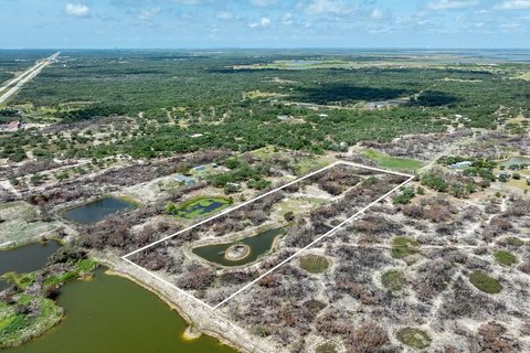 Rockport Homesite with Pond