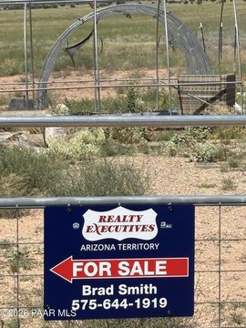 Land, Paulden, AZ