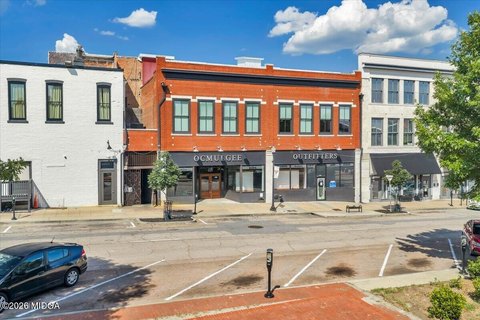 Renovated Mixed-Use Property
