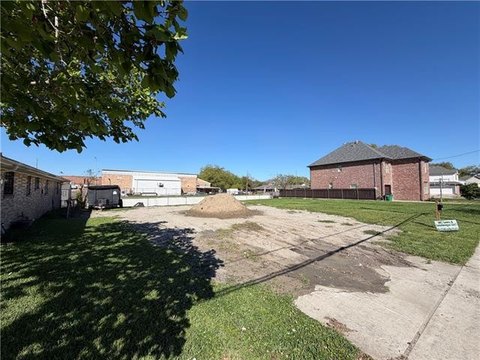 LAND - Metairie, LA
